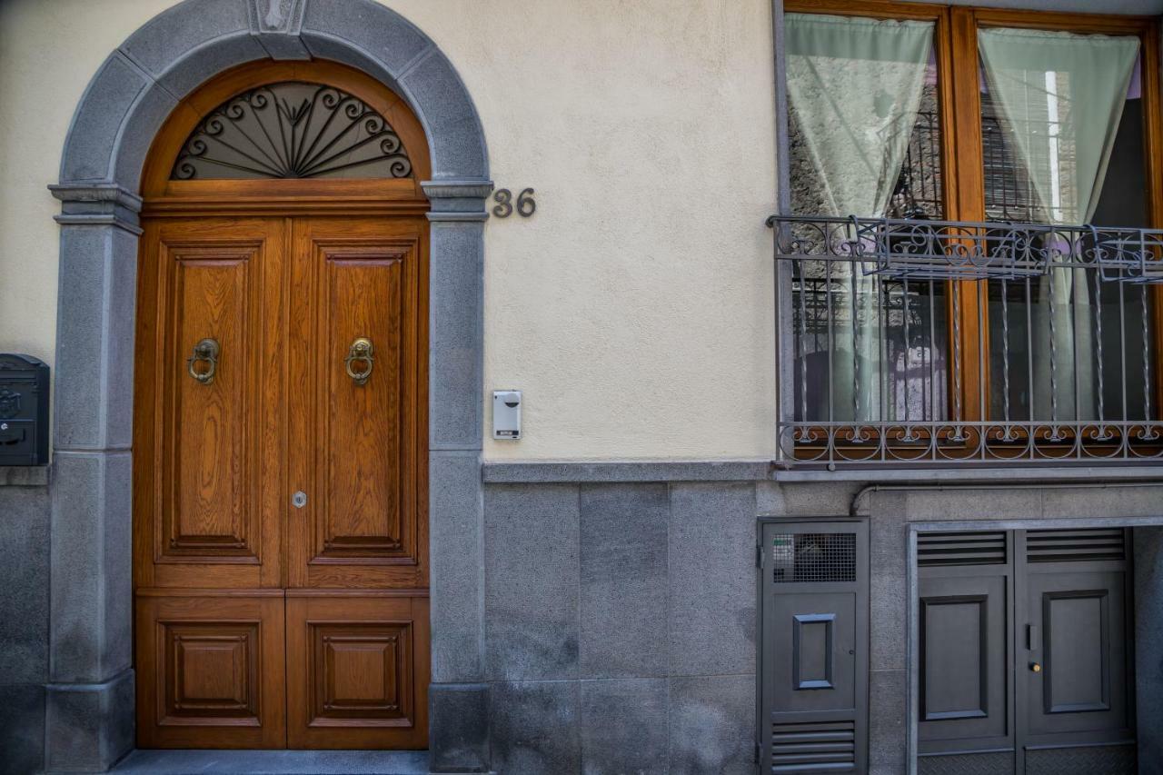B&B Cortile Aurora Bronte Exterior photo